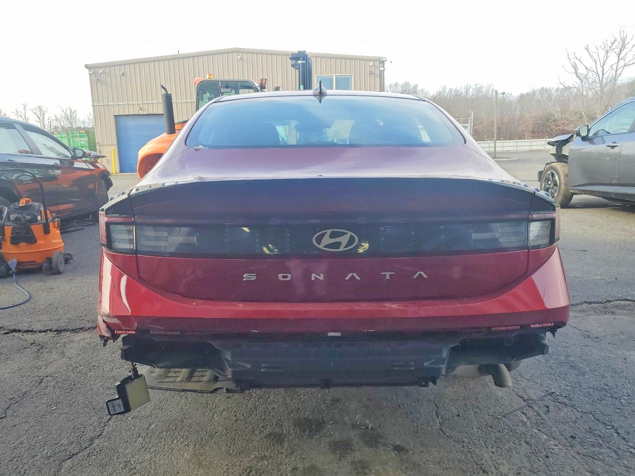 2025 HYUNDAI SONATA SEL photo 6