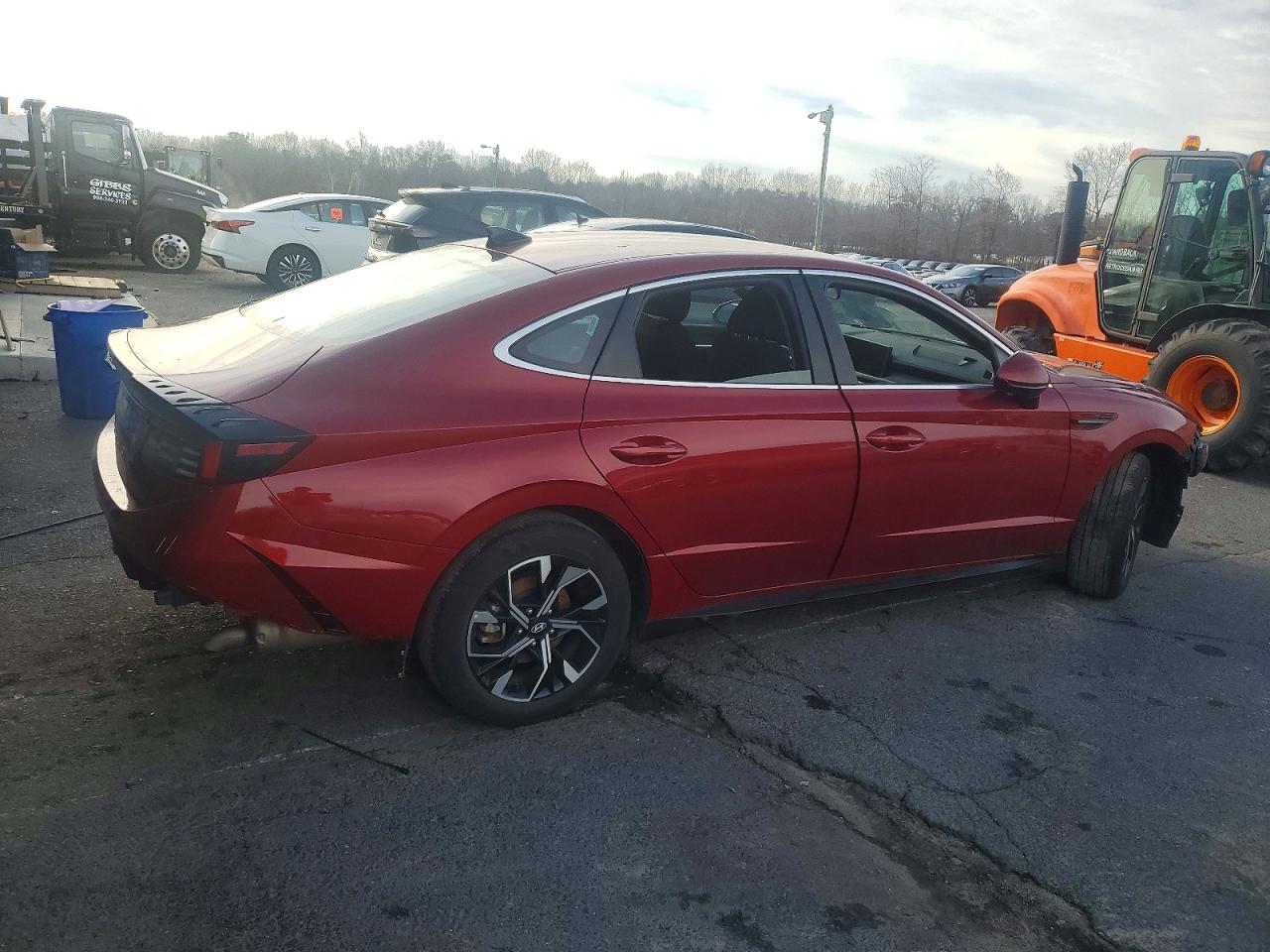 2025 HYUNDAI SONATA SEL photo 3