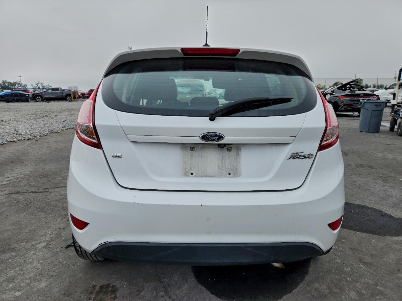 2019 FORD FIESTA SE photo 11