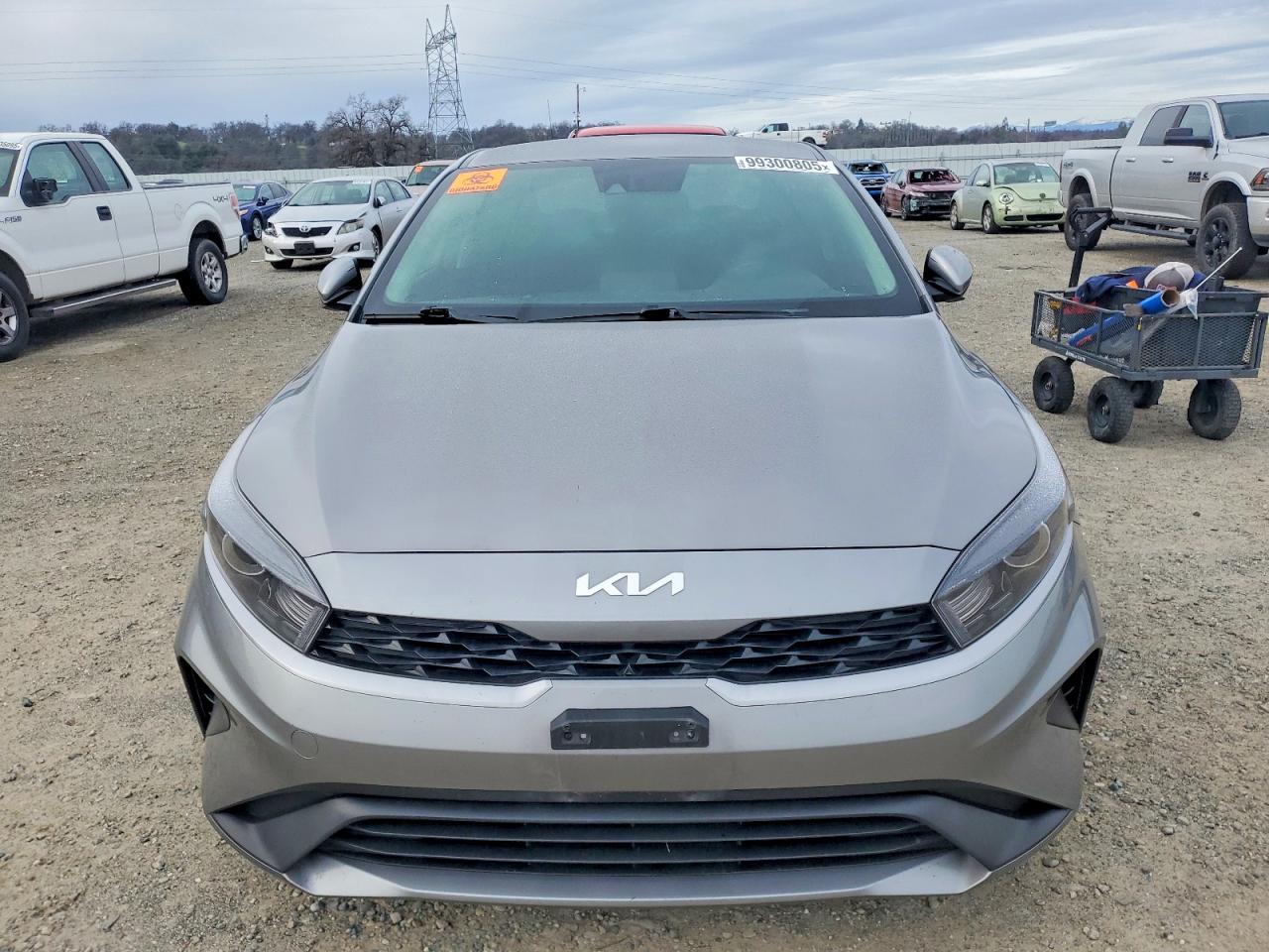 2023 KIA FORTE LX photo 5