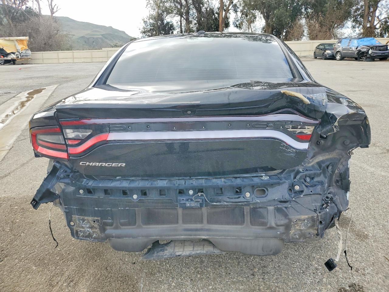 2020 DODGE CHARGER SXT photo 6