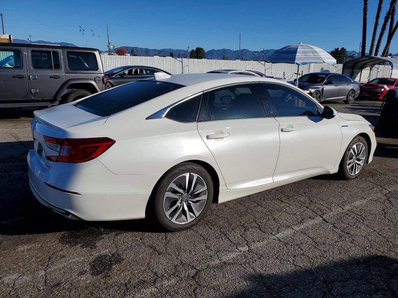 2020 HONDA ACCORD HYBRID photo 3