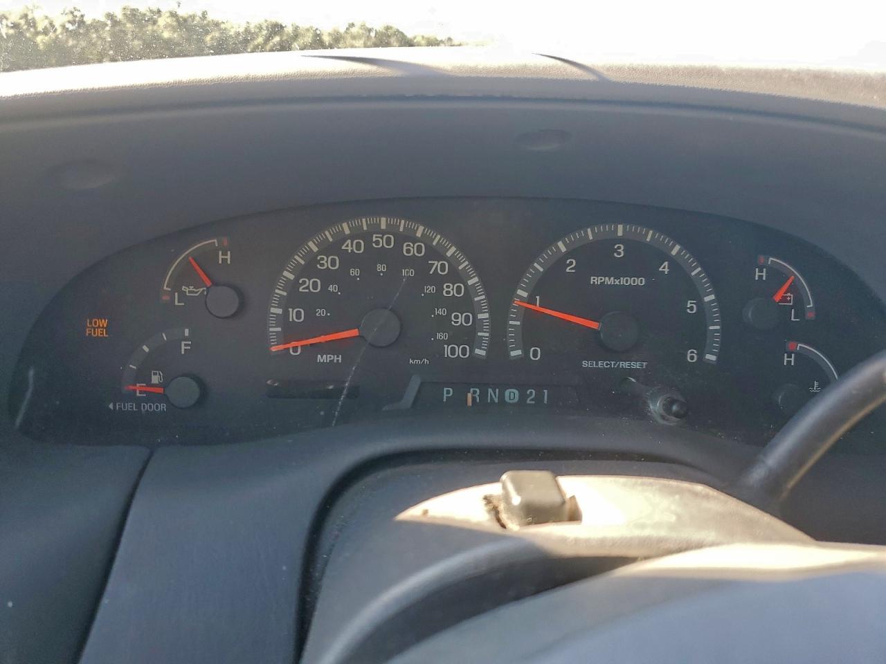 2000 FORD EXPEDITION XLT photo 17