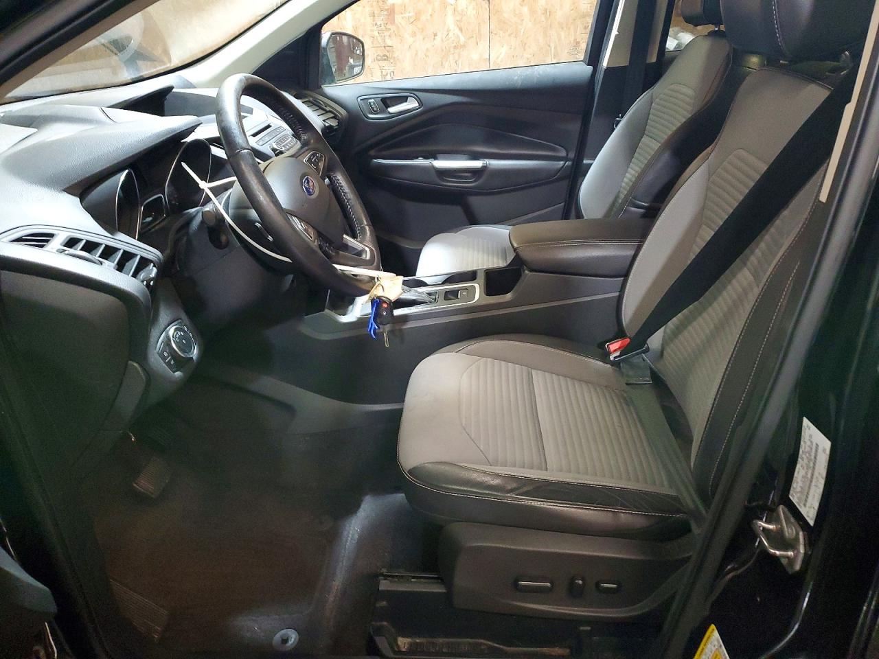 2017 FORD ESCAPE SE photo 7