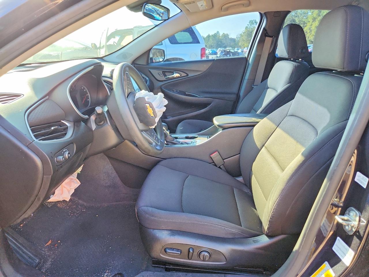 2023 CHEVROLET MALIBU LT photo 7