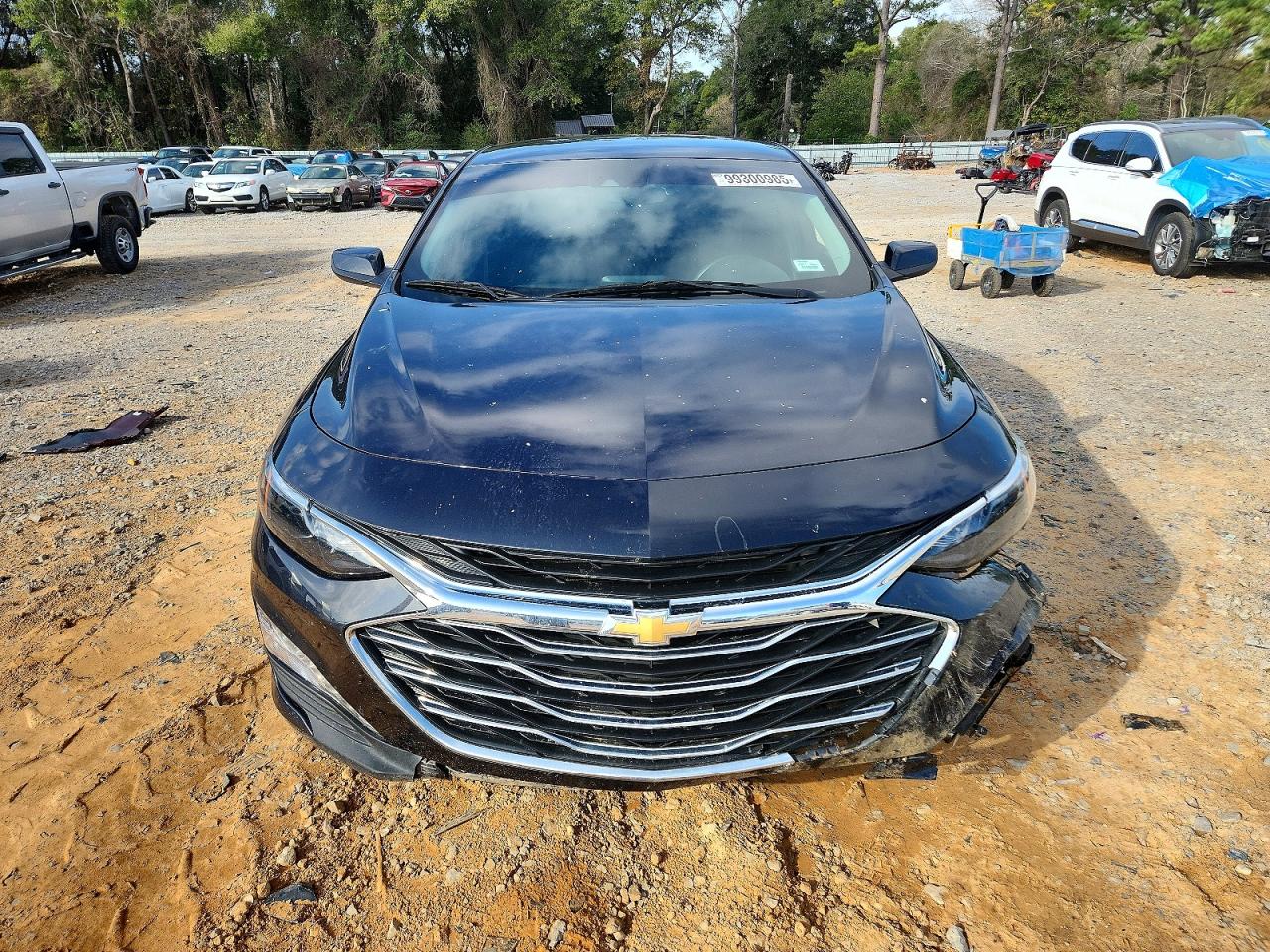 2023 CHEVROLET MALIBU LT photo 5
