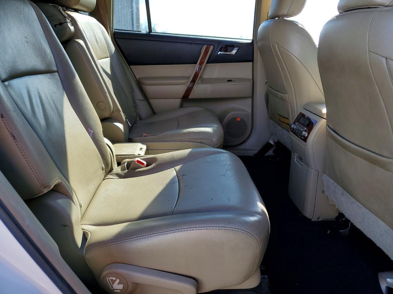 2012 TOYOTA HIGHLANDER LIMITED photo 11