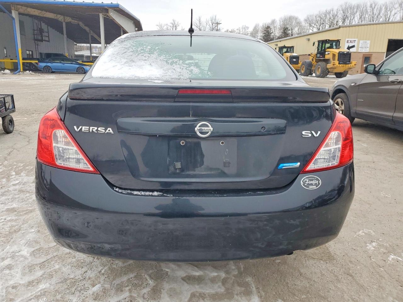 2014 NISSAN VERSA S photo 6