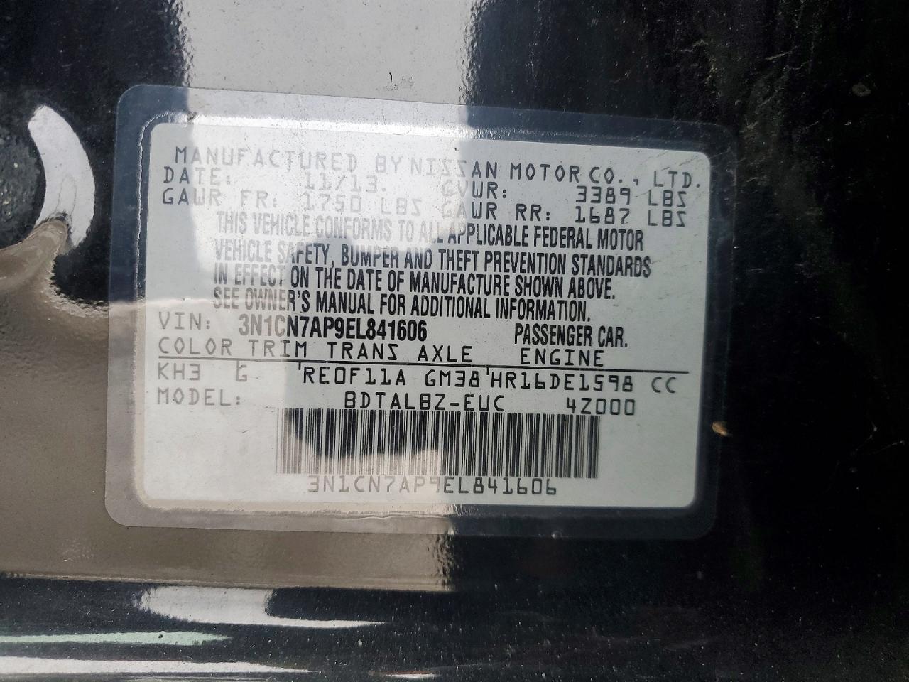 2014 NISSAN VERSA S photo 12