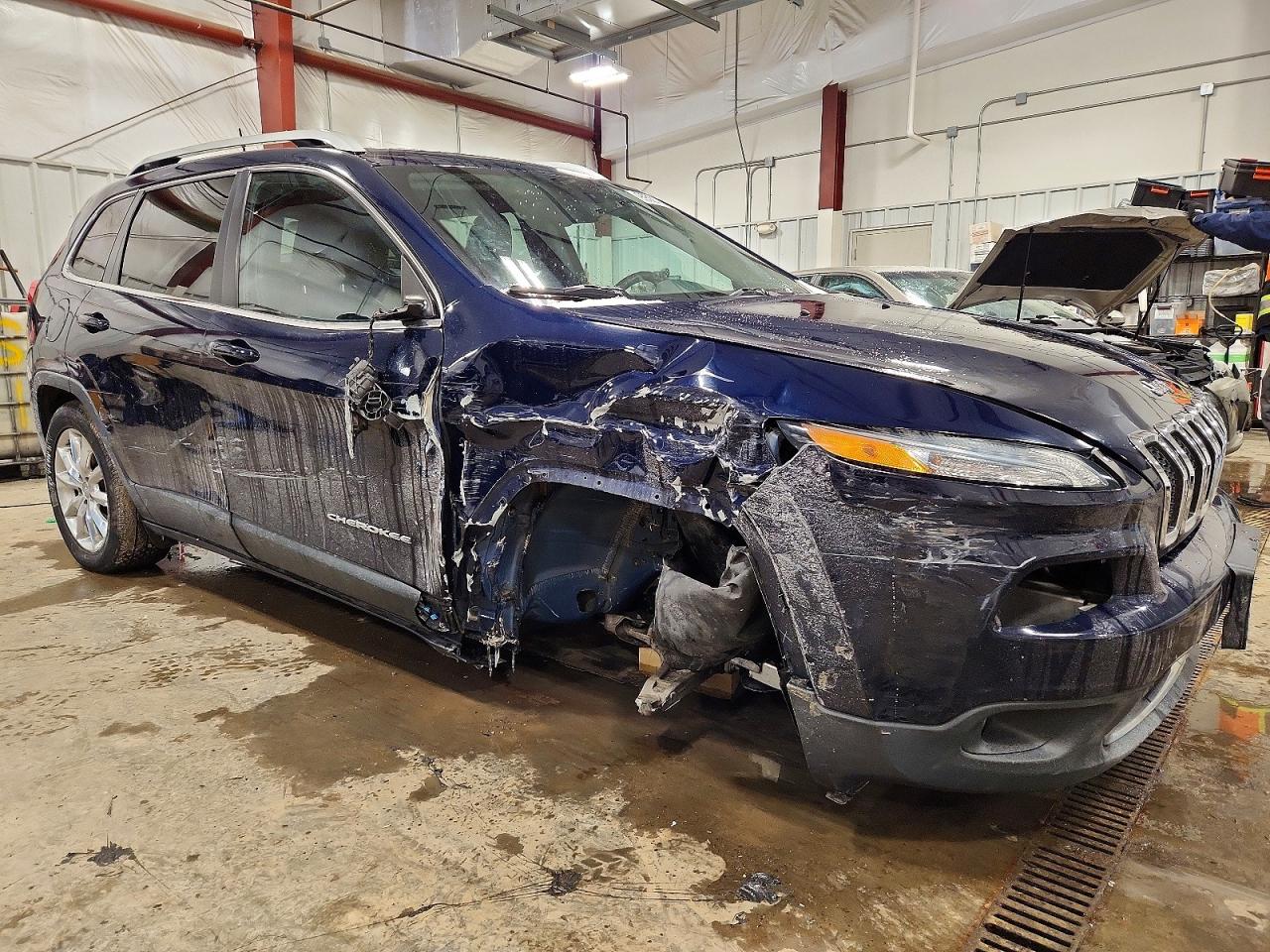 2016 JEEP CHEROKEE LIMITED photo 4