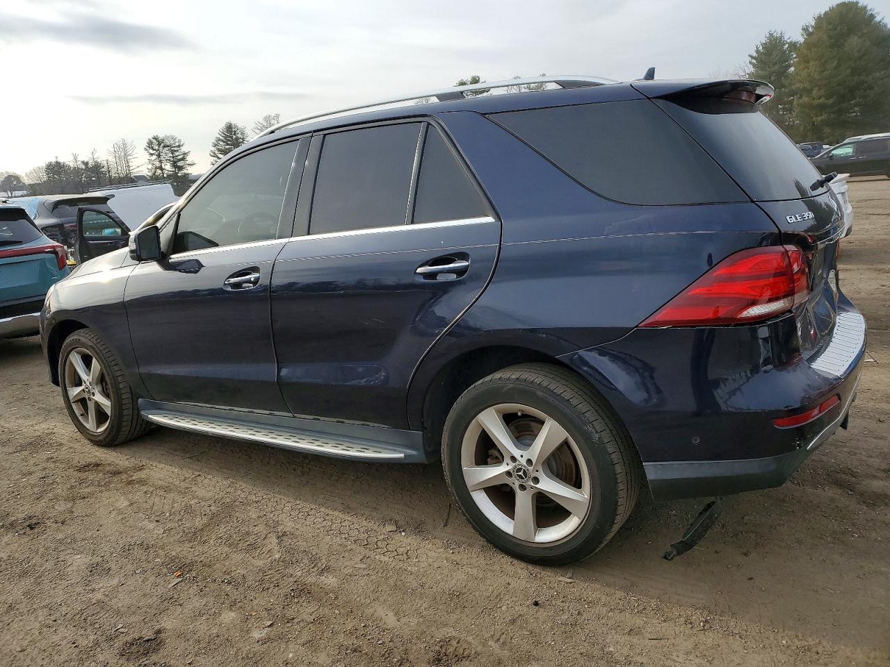 2017 MERCEDES-BENZ GLE 350 4MATIC photo 2