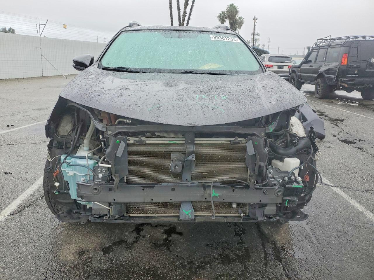 2016 TOYOTA RAV4 XLE photo 5
