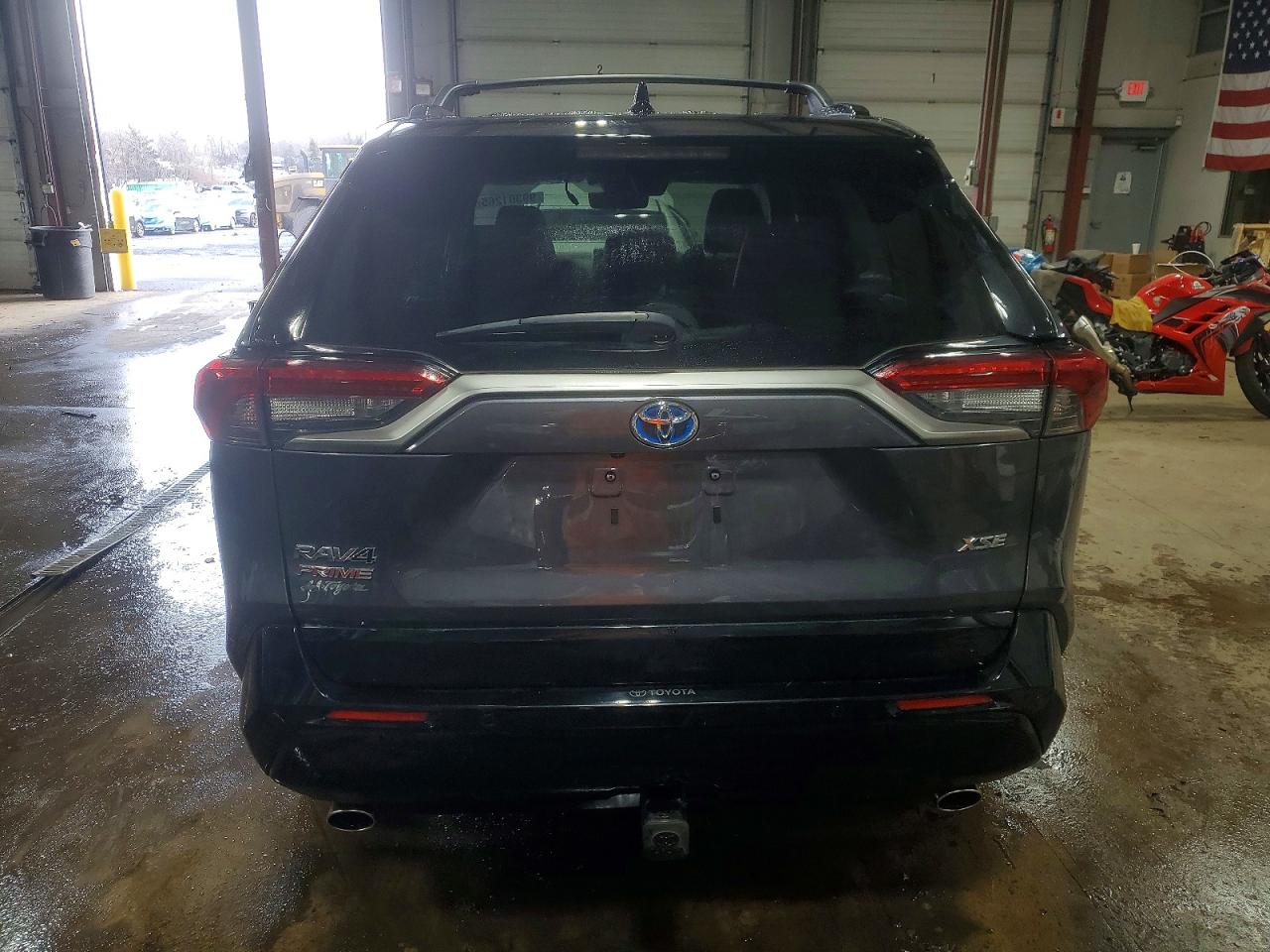 2021 TOYOTA RAV4 PRIME XSE photo 6