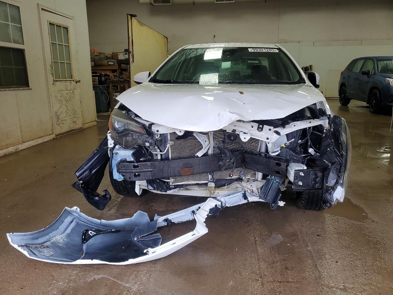 2019 TOYOTA COROLLA L photo 5