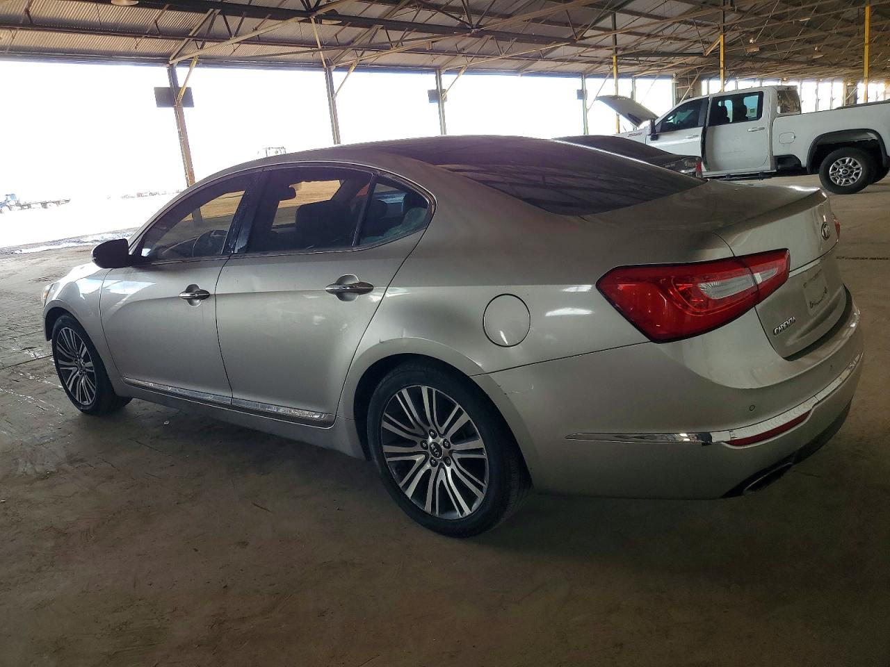 2014 KIA CADENZA PREMIUM photo 2