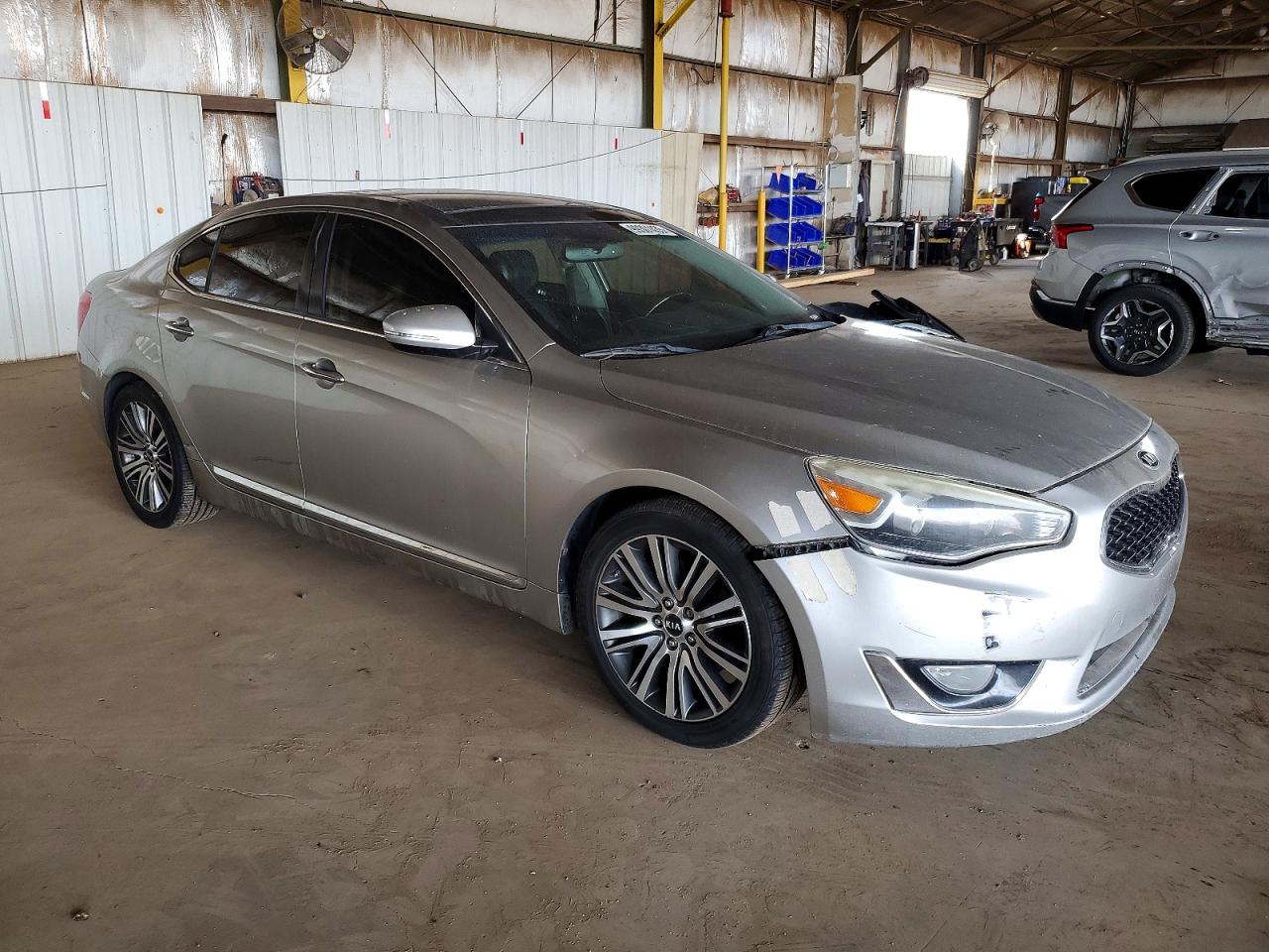 2014 KIA CADENZA PREMIUM photo 4