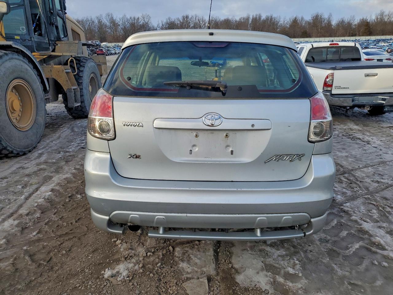 2005 TOYOTA COROLLA MATRIX XR photo 6