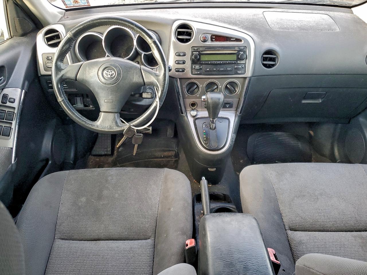 2005 TOYOTA COROLLA MATRIX XR photo 8