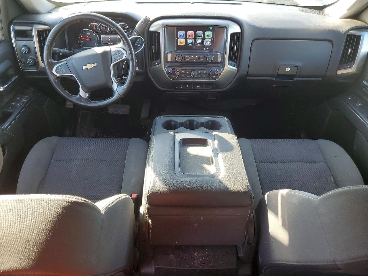 2018 CHEVROLET SILVERADO K1500 LT photo 8
