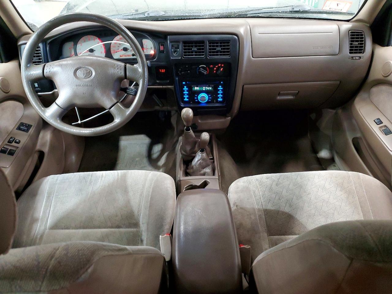 2001 TOYOTA TACOMA XTRACAB photo 8