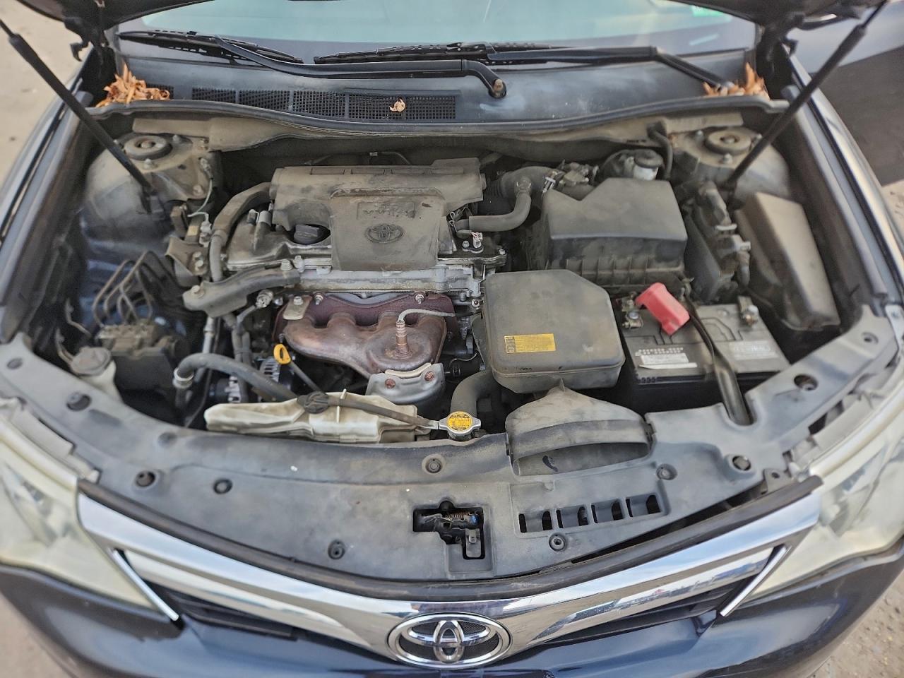 2012 TOYOTA CAMRY BASE photo 11