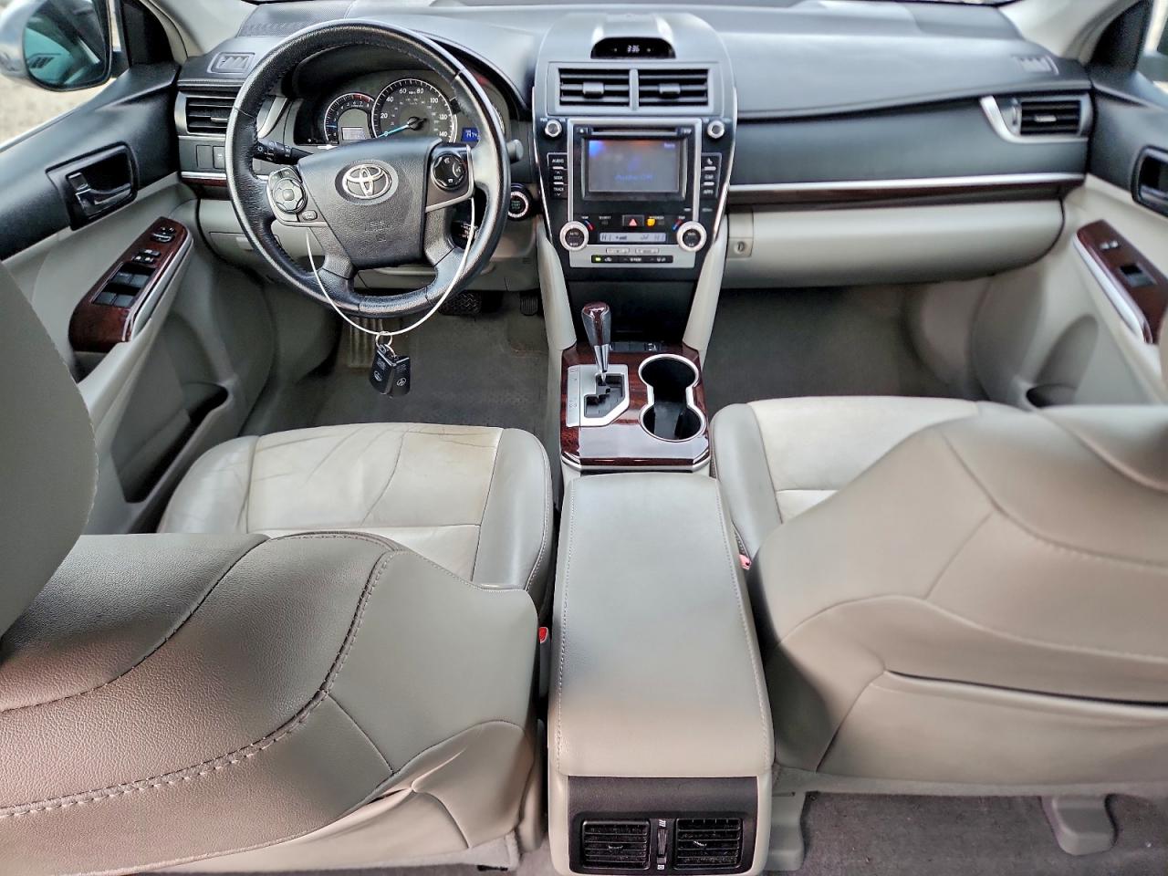 2012 TOYOTA CAMRY BASE photo 8