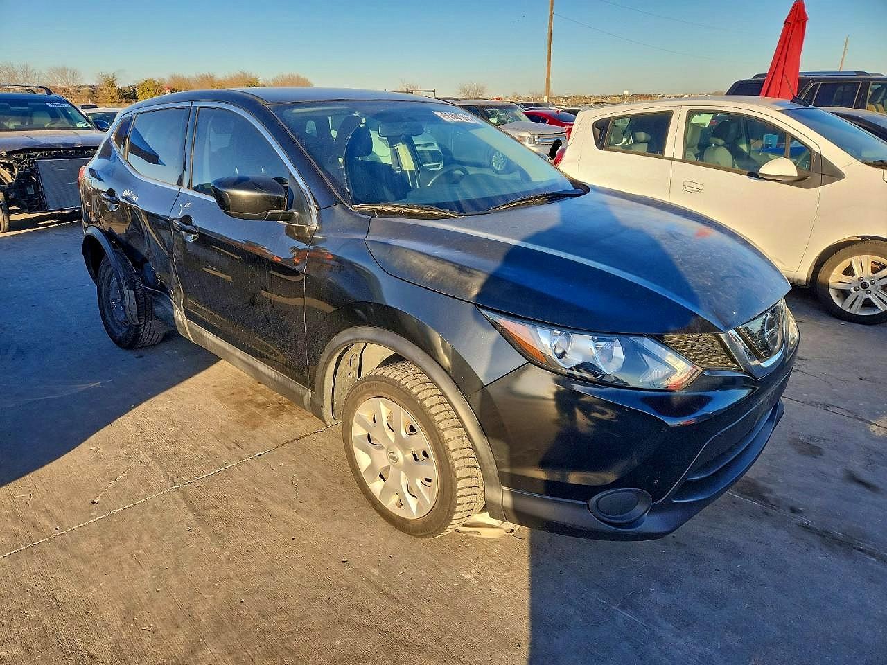 2019 NISSAN ROGUE SPORT S photo 4