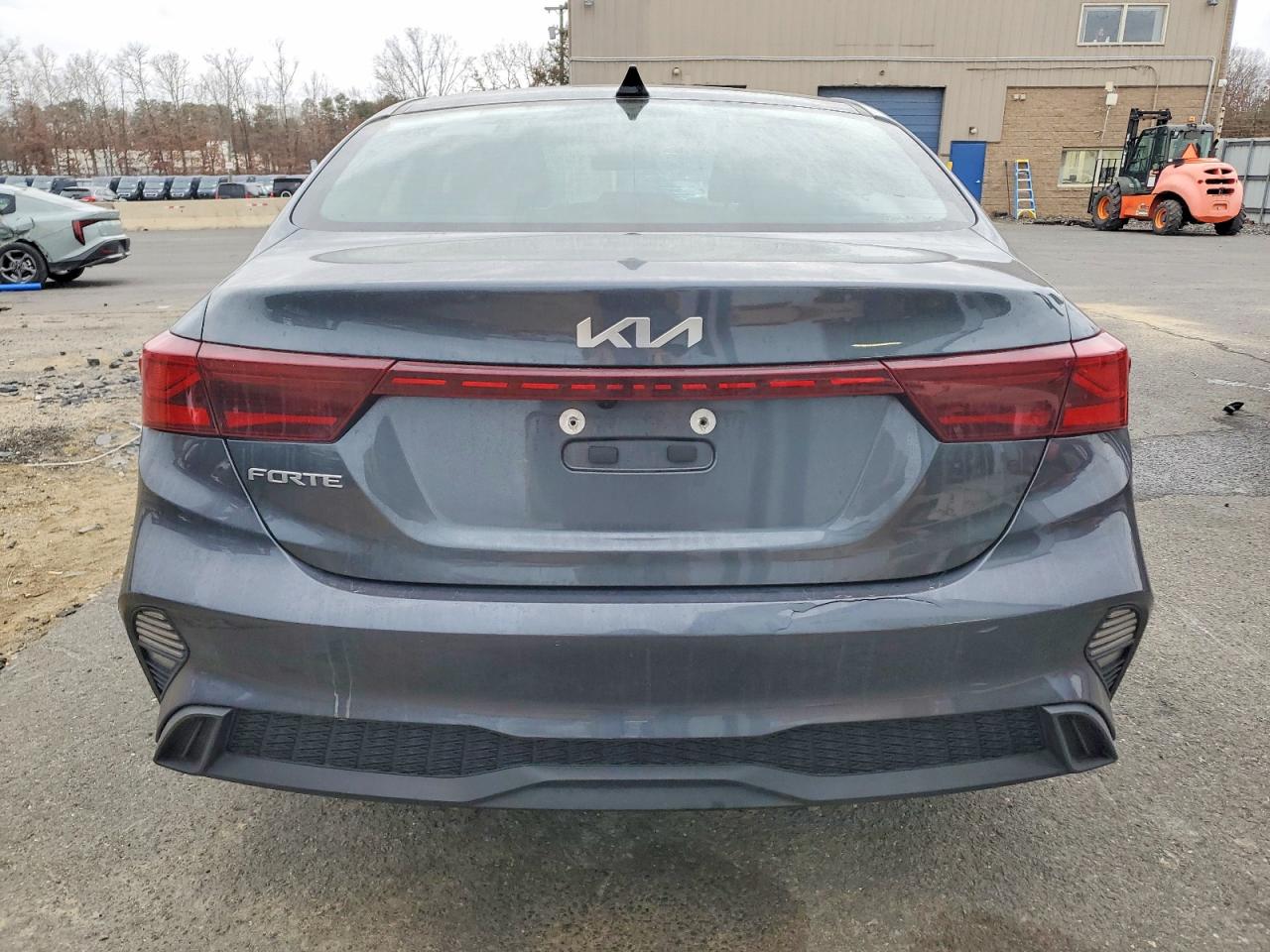 2023 KIA FORTE LX photo 6