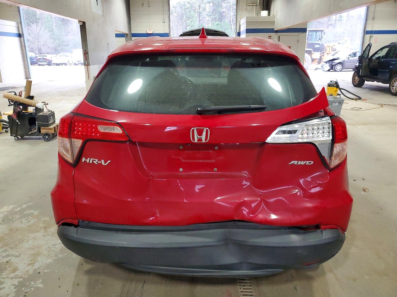 2016 HONDA HR-V LX photo 6