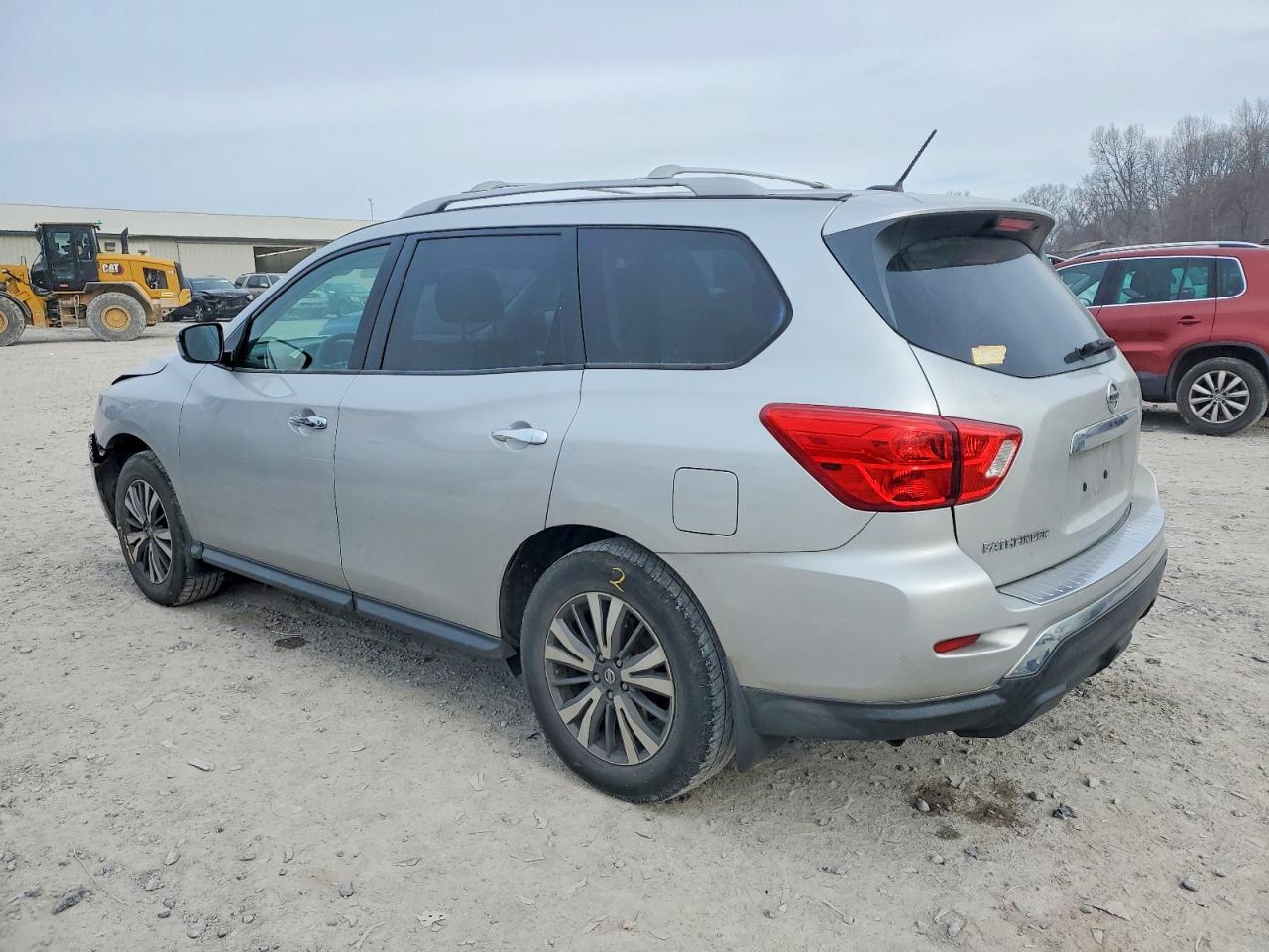 2017 NISSAN PATHFINDER S photo 2