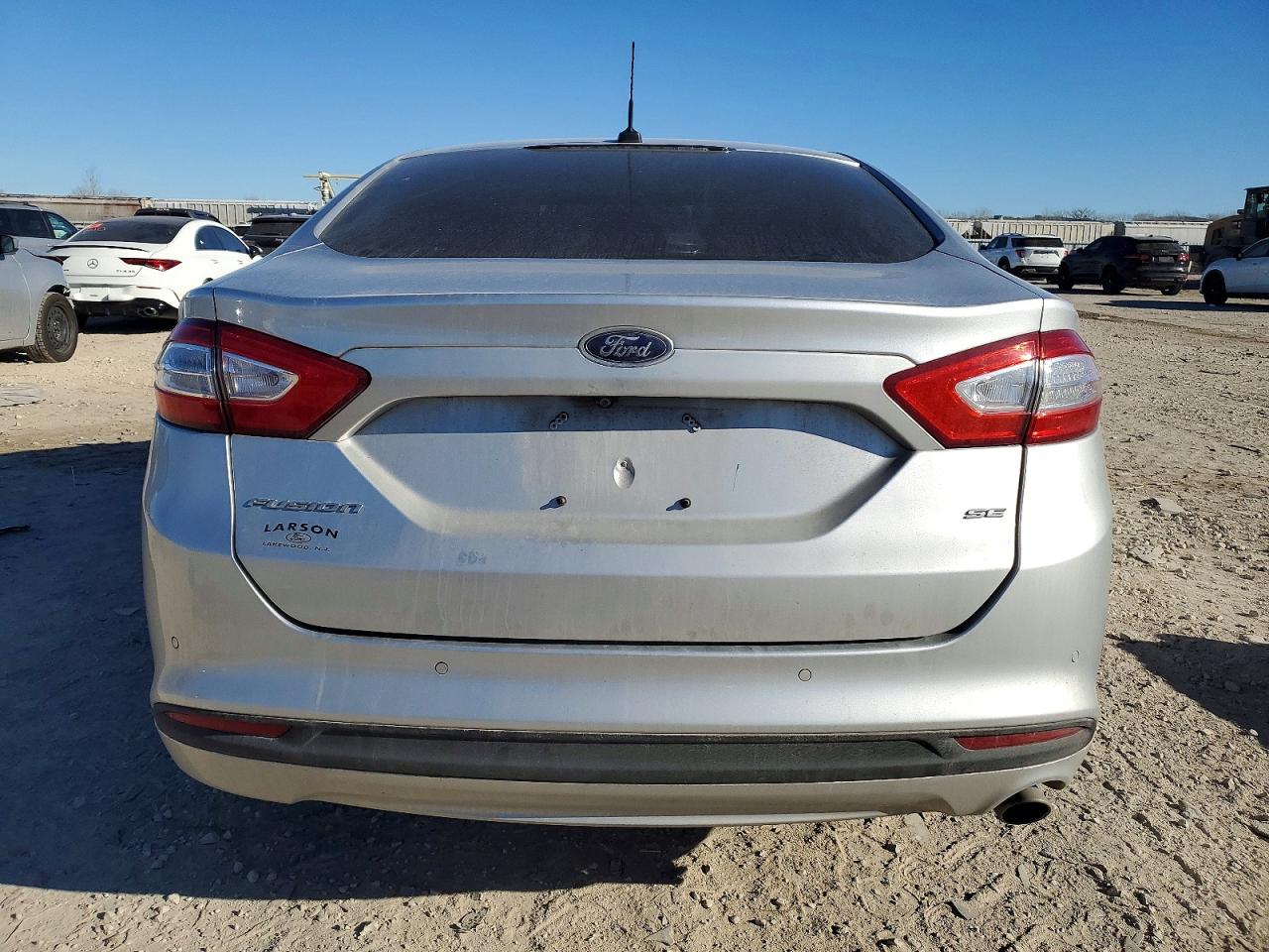 2016 FORD FUSION SE photo 6