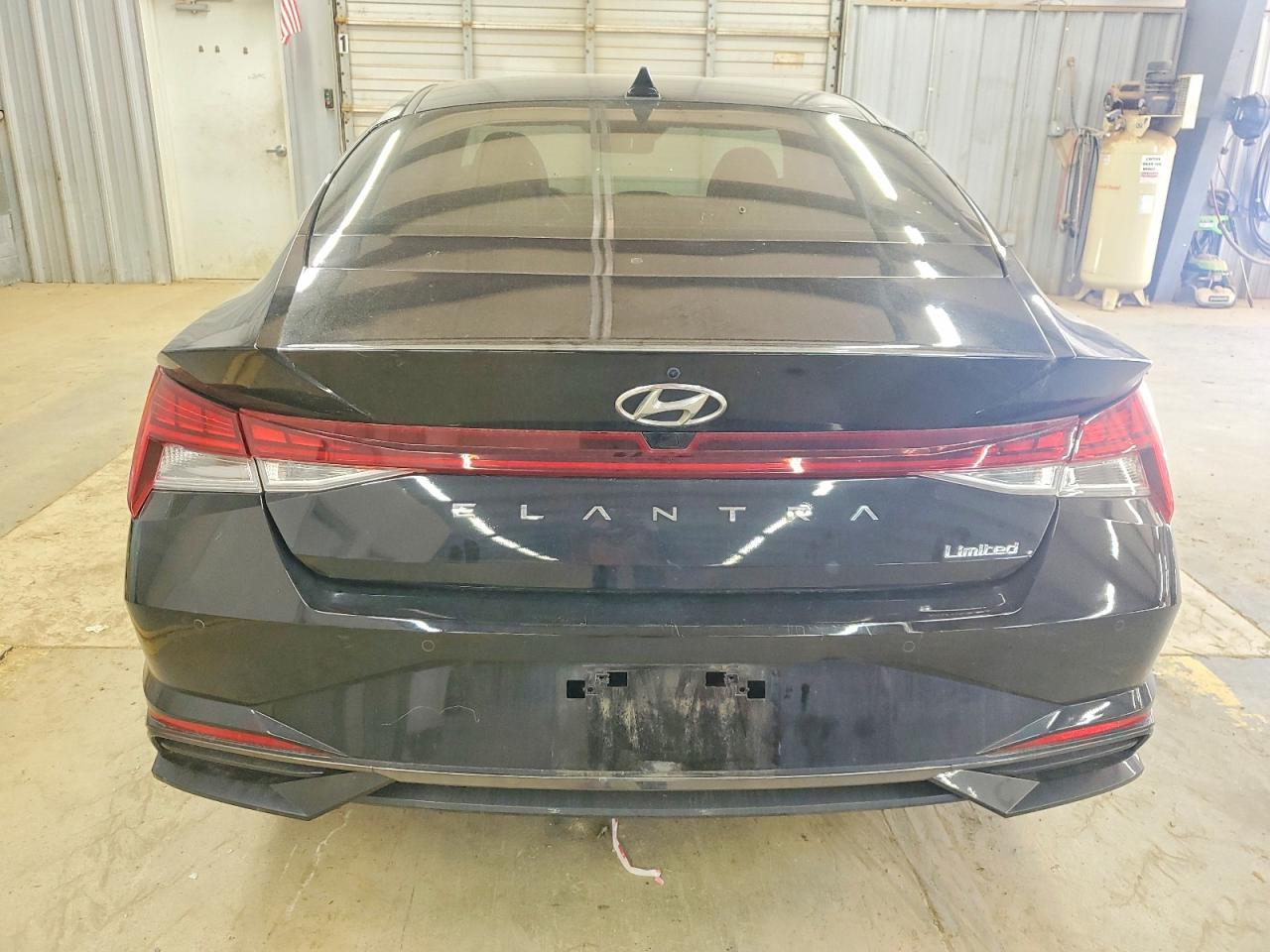 2023 HYUNDAI ELANTRA LIMITED photo 6