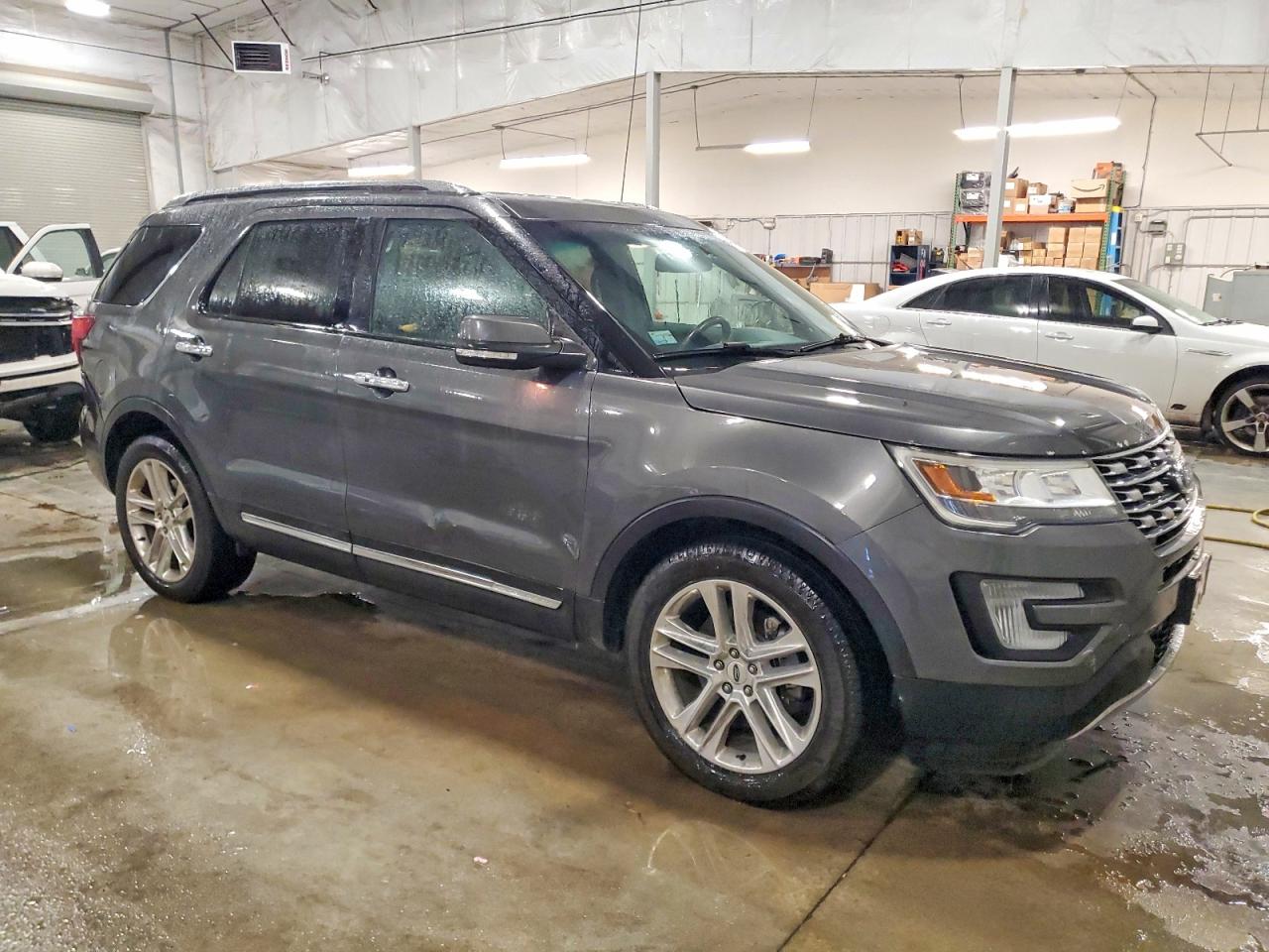 2017 FORD EXPLORER LIMITED photo 4