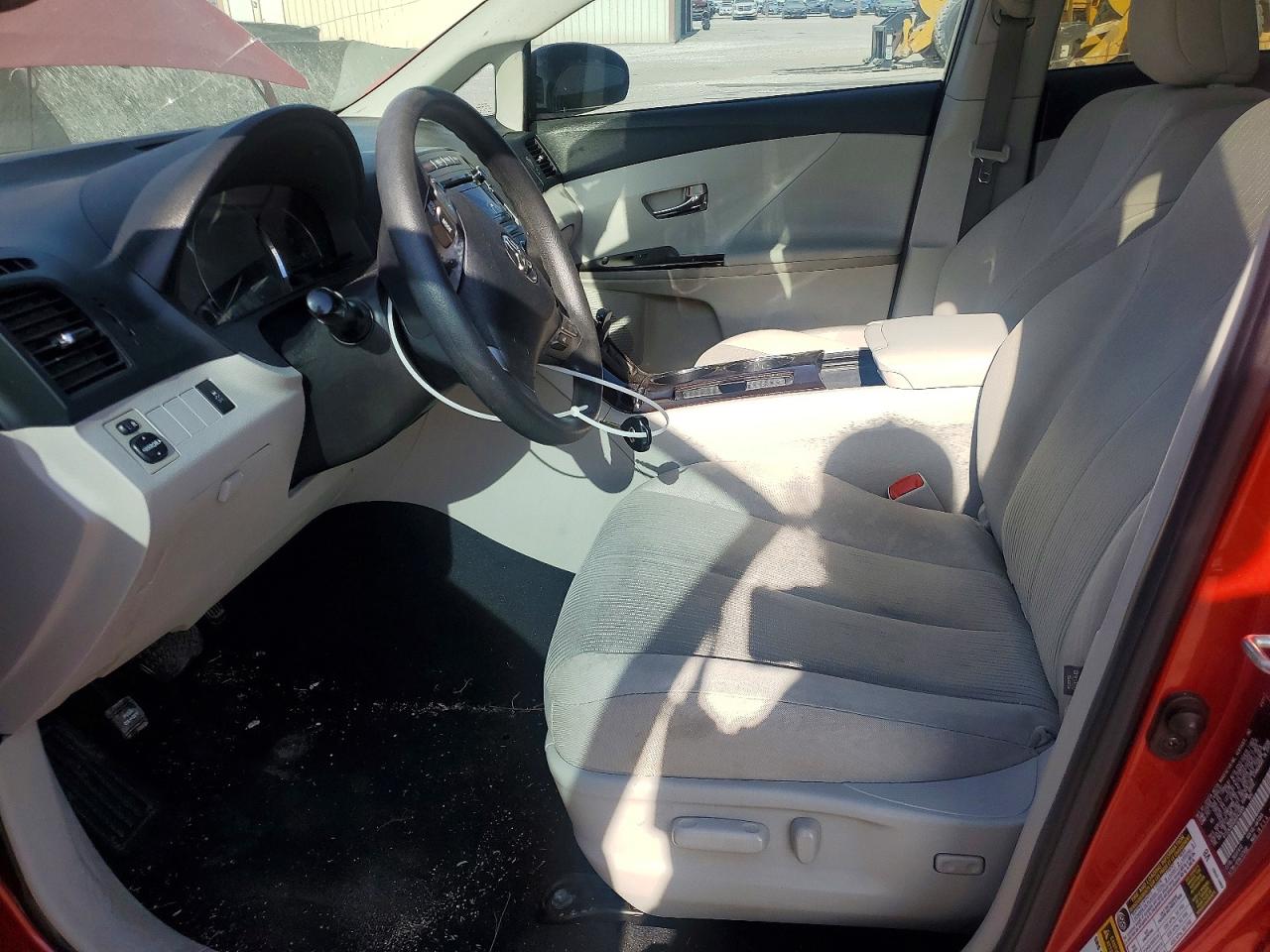 2011 TOYOTA VENZA photo 7
