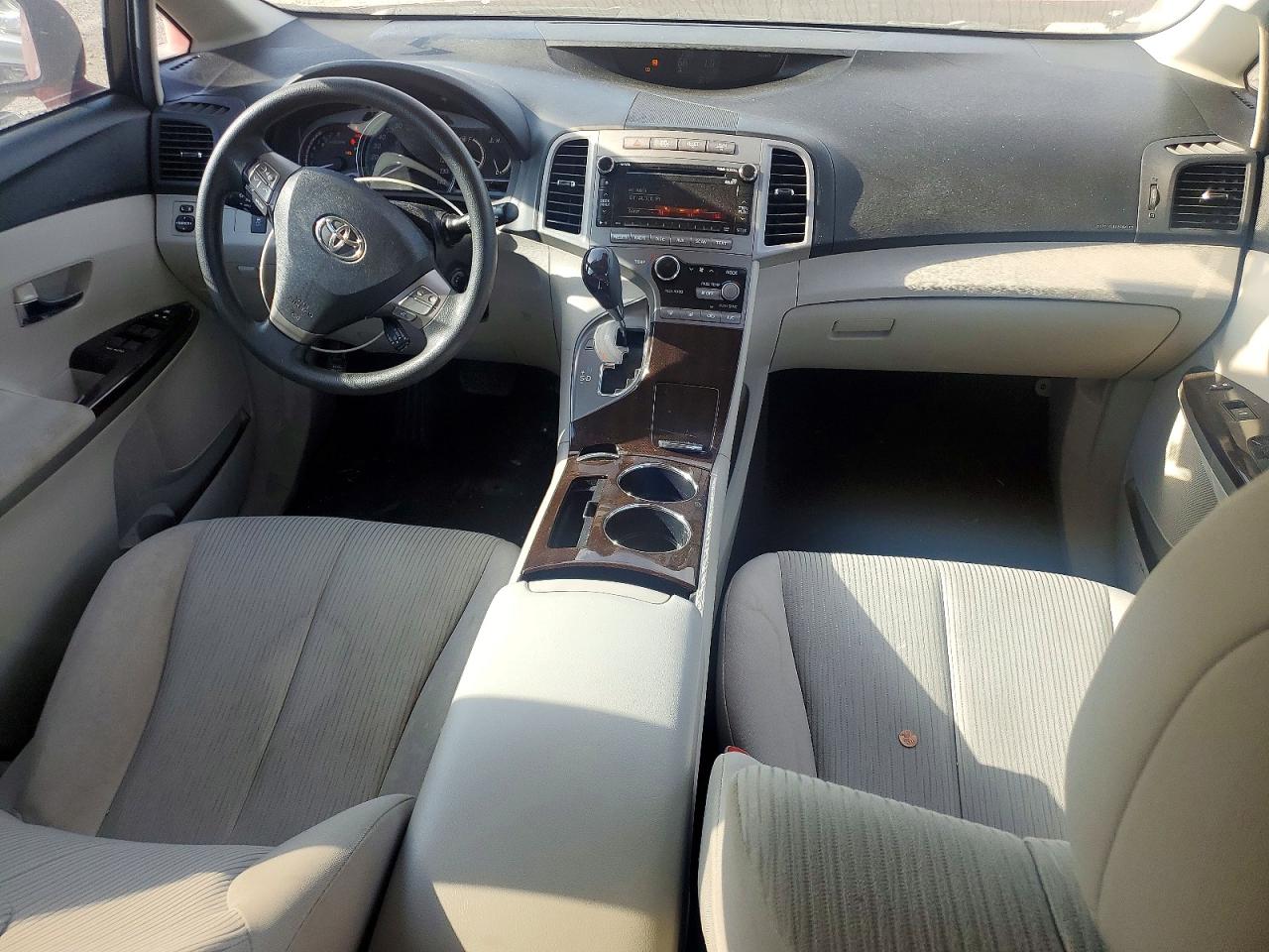 2011 TOYOTA VENZA photo 8