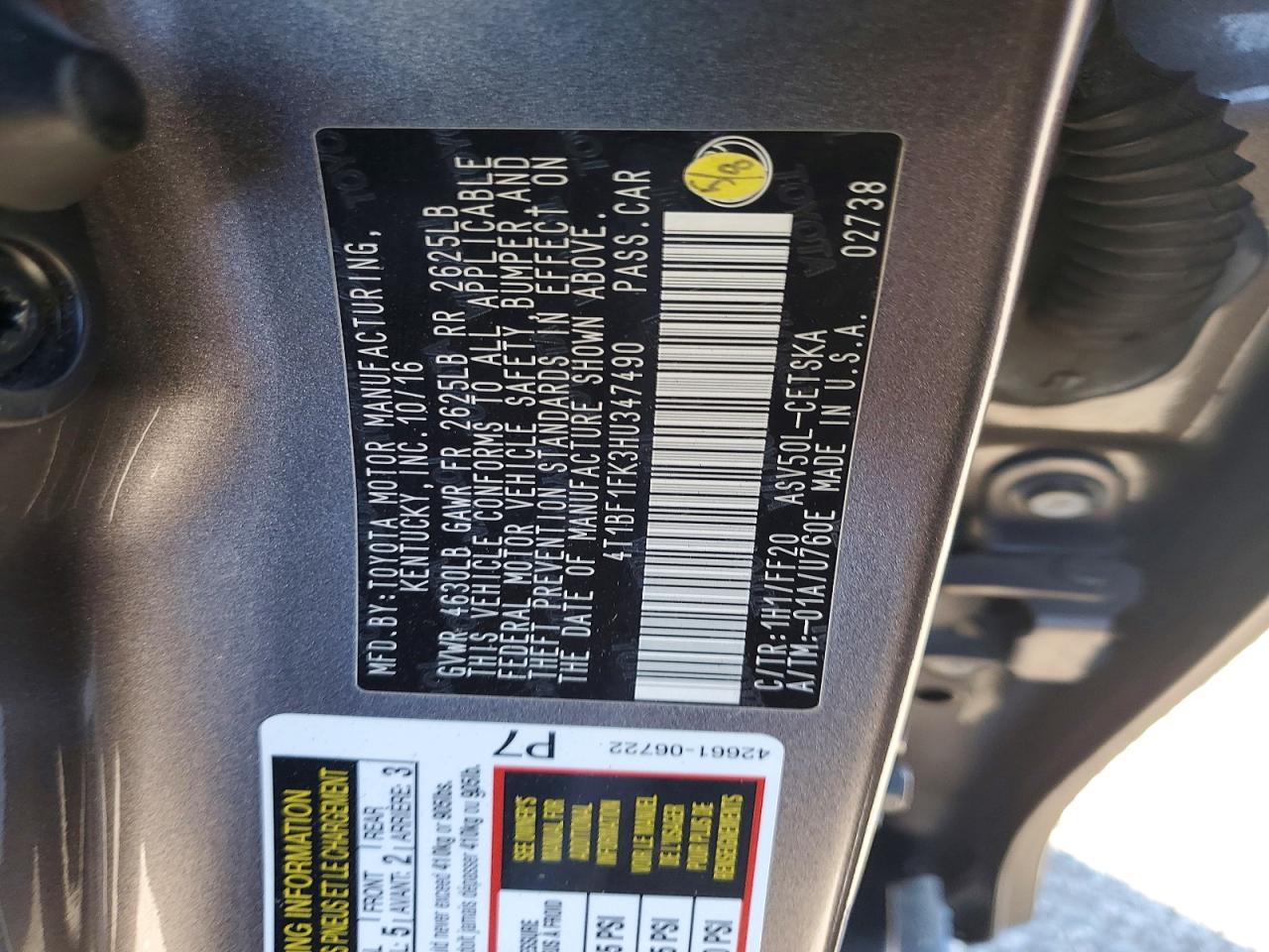2017 TOYOTA CAMRY LE photo 12