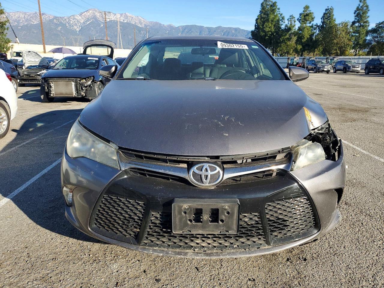 2017 TOYOTA CAMRY LE photo 5
