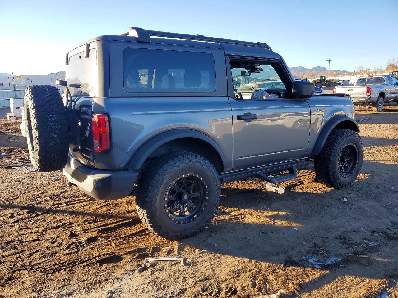 2022 FORD BRONCO BASE photo 3