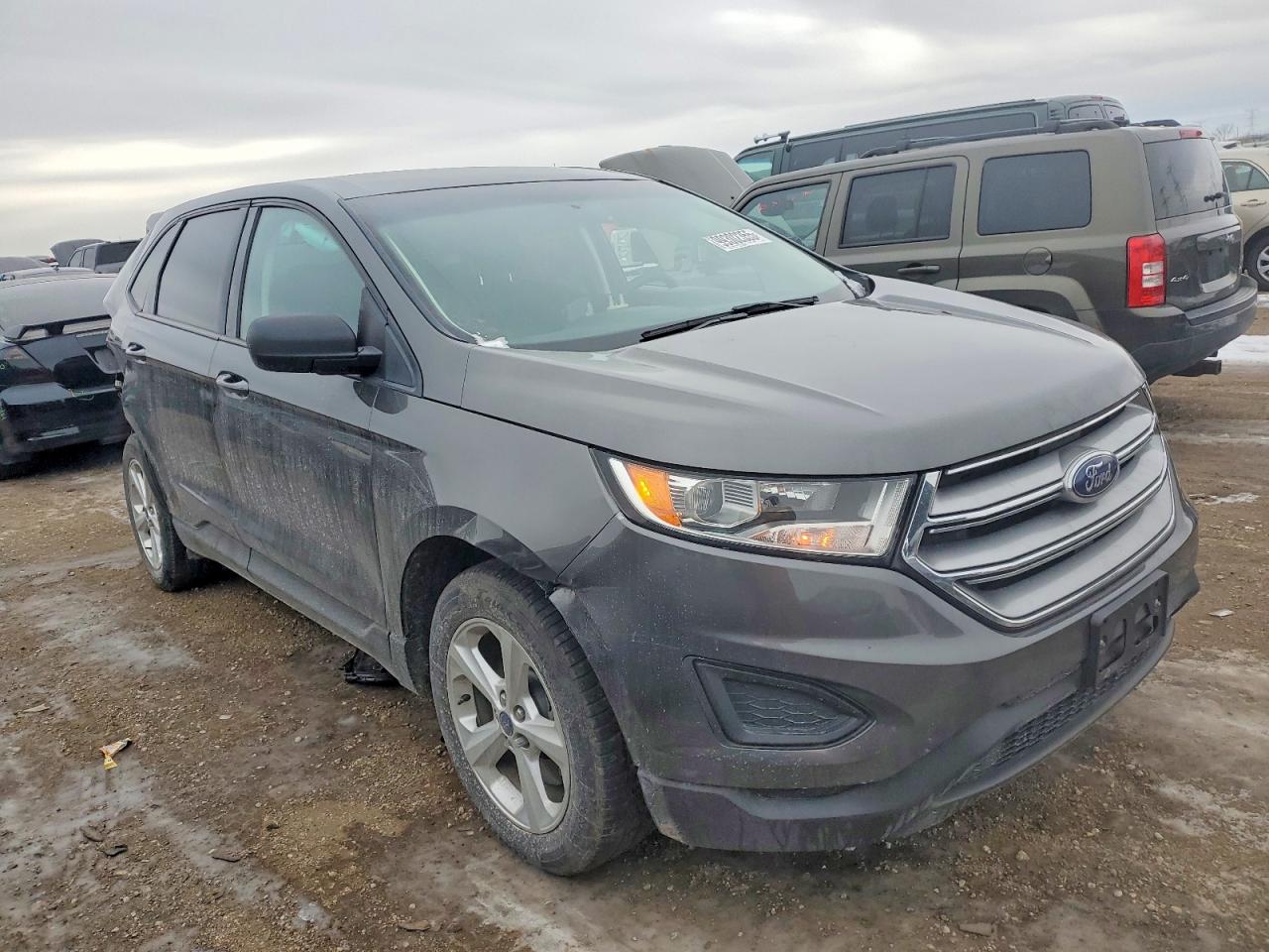 2017 FORD EDGE SE photo 4