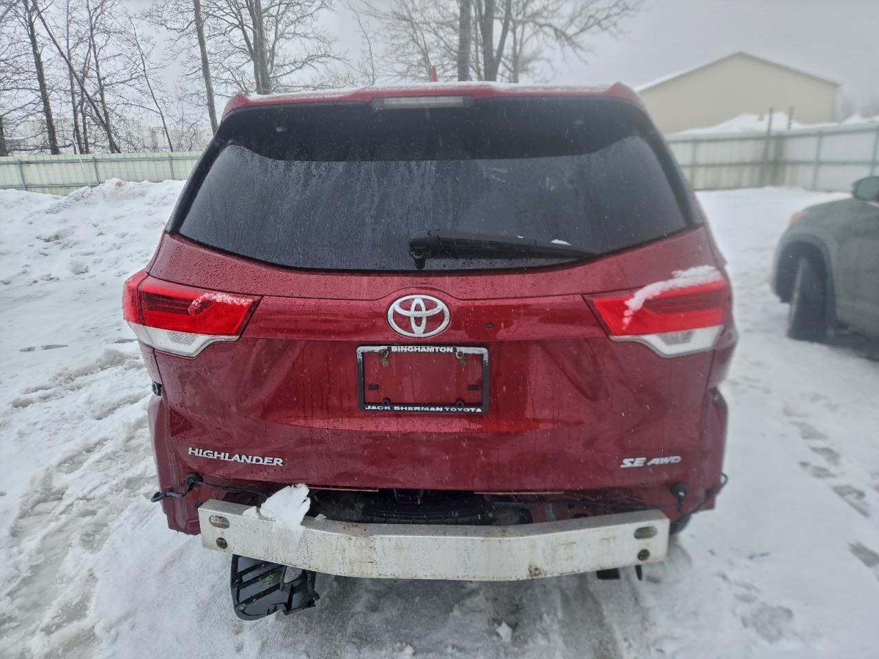 2018 TOYOTA HIGHLANDER SE photo 6