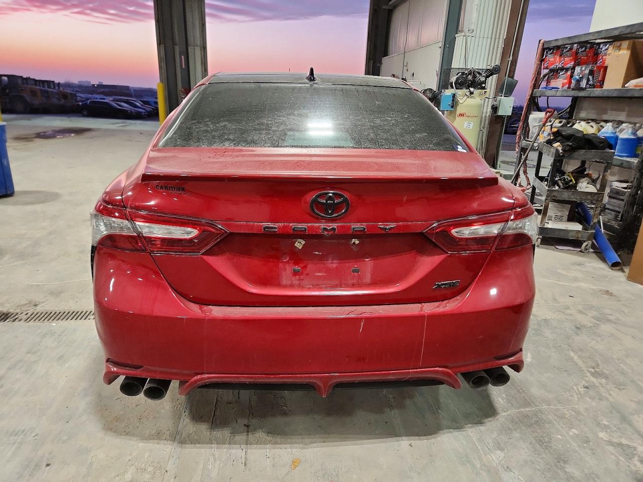 2019 TOYOTA CAMRY XSE photo 6