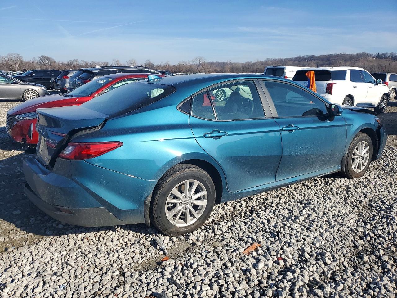 2025 TOYOTA CAMRY XSE photo 3