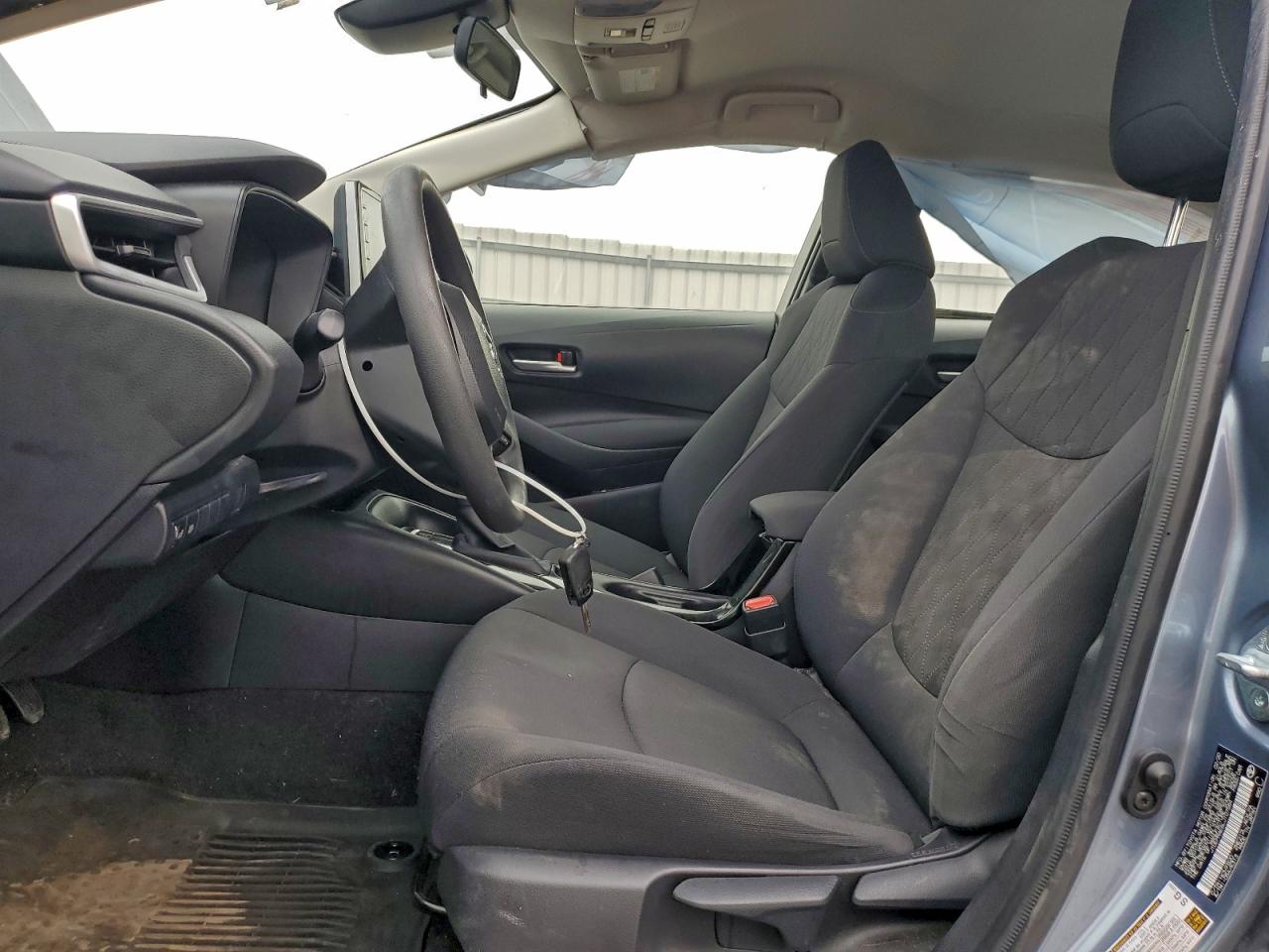 2020 TOYOTA COROLLA LE photo 7