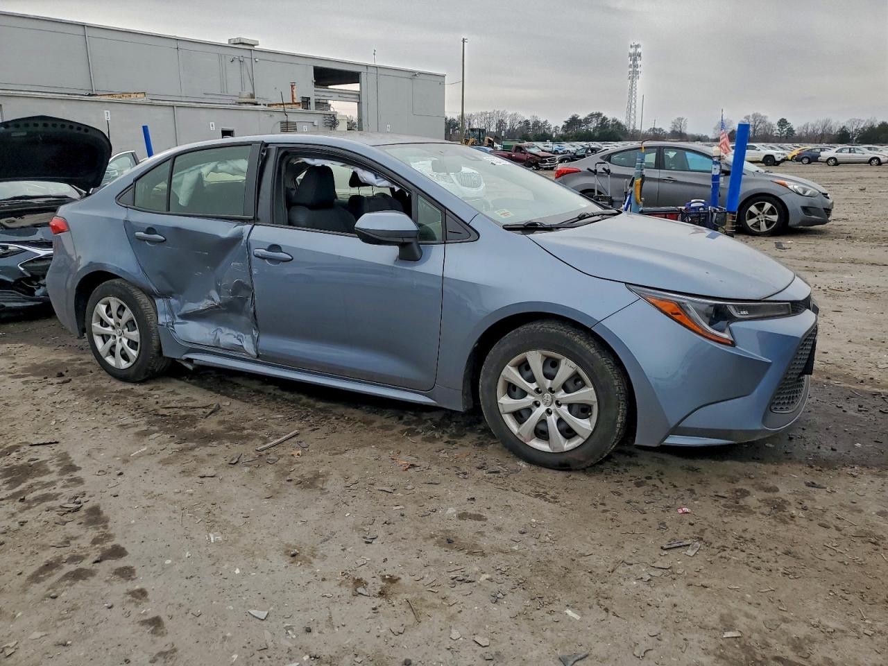 2020 TOYOTA COROLLA LE photo 4