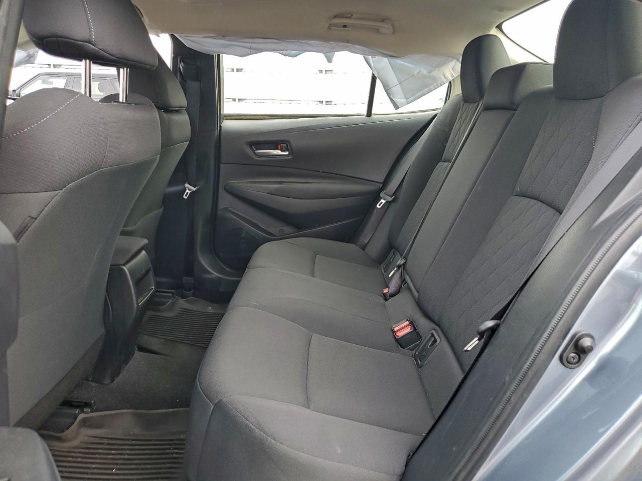 2020 TOYOTA COROLLA LE photo 10