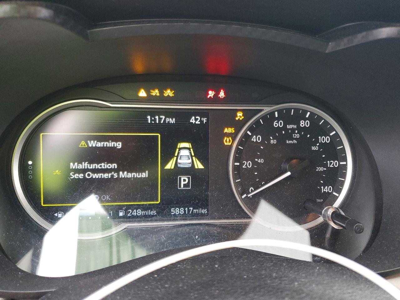 2021 NISSAN VERSA SV photo 9