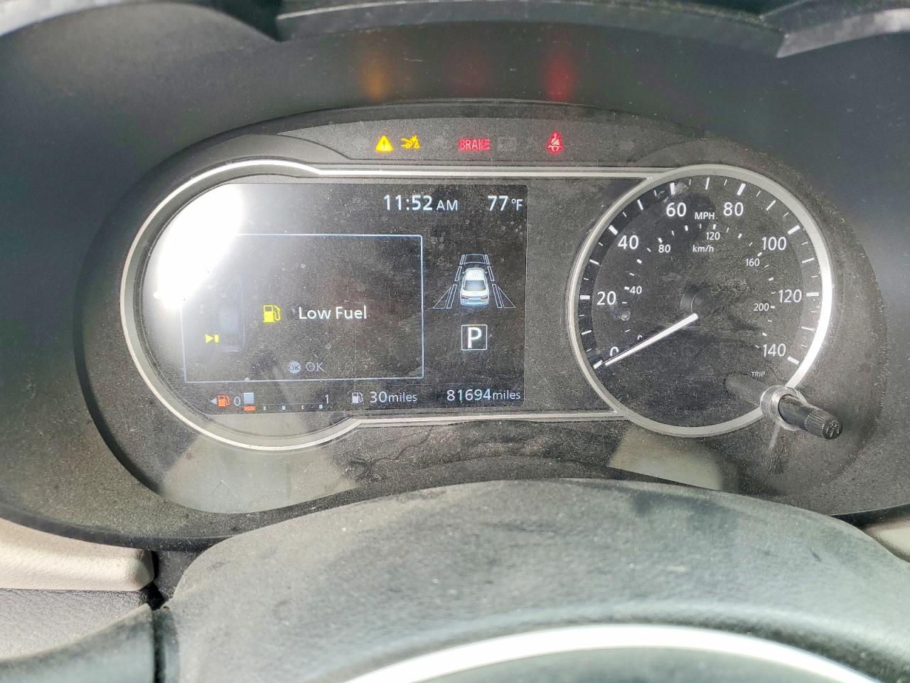2021 NISSAN VERSA SV photo 9