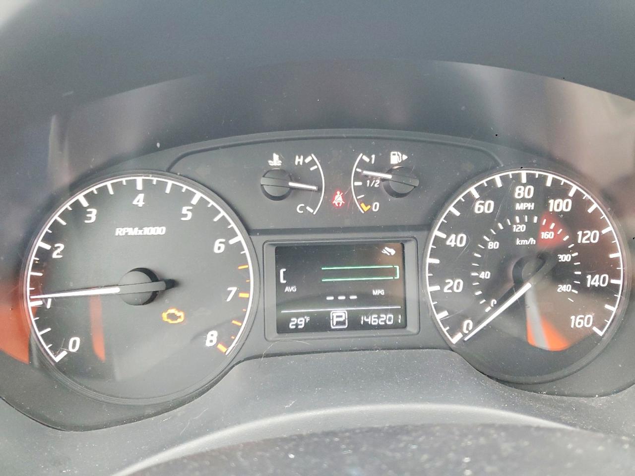 2016 NISSAN SENTRA S photo 9