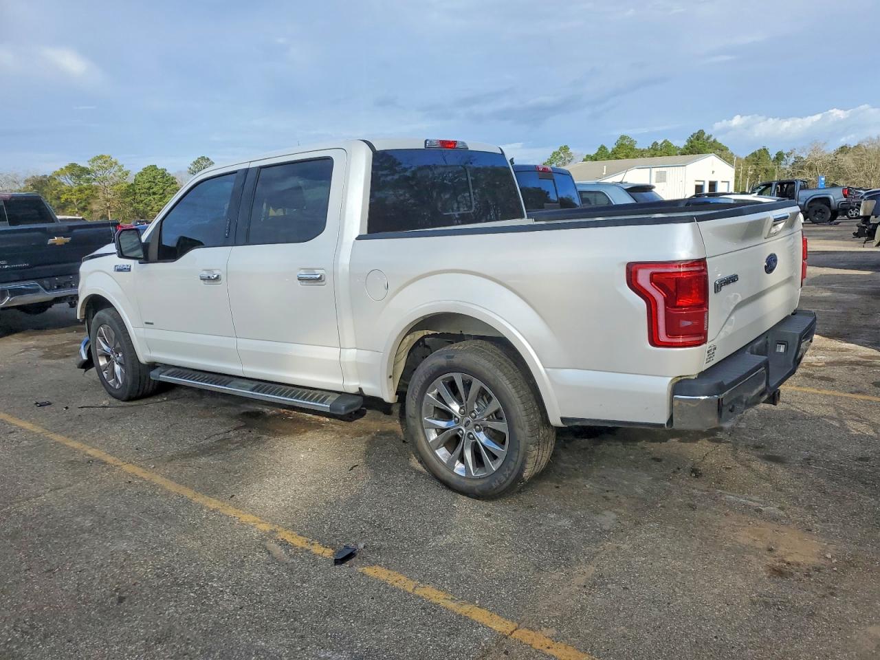 2017 FORD F150 SUPERCREW photo 2