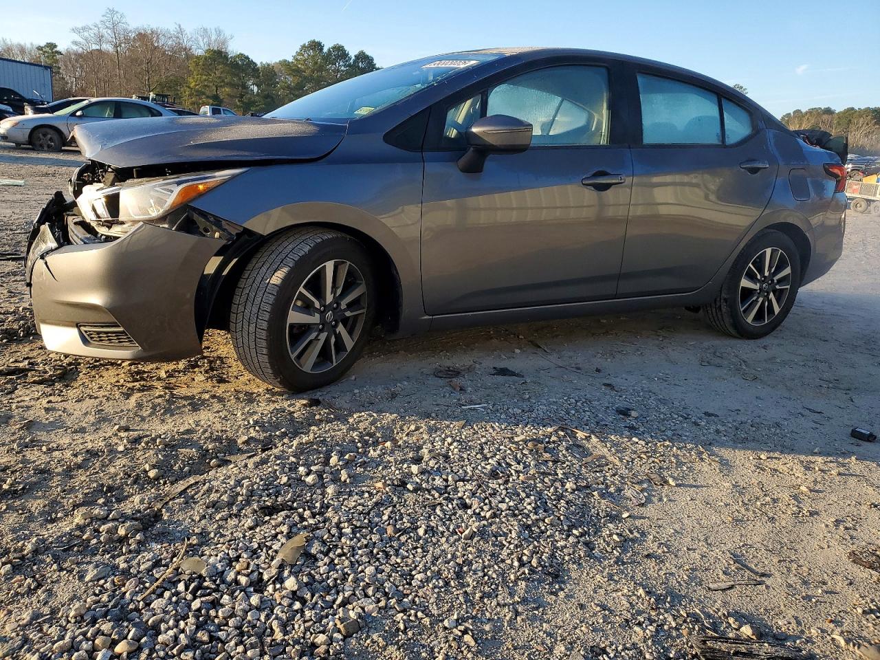 2021 NISSAN VERSA